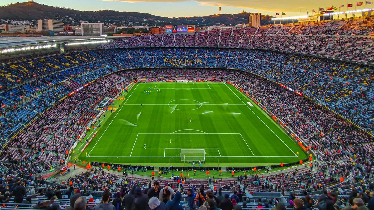 Fullsatt arena under La Liga 2025/26.