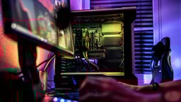 En person spelar esport.