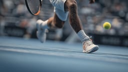 En närbild på en tennisspelare i ATP Indian Wells